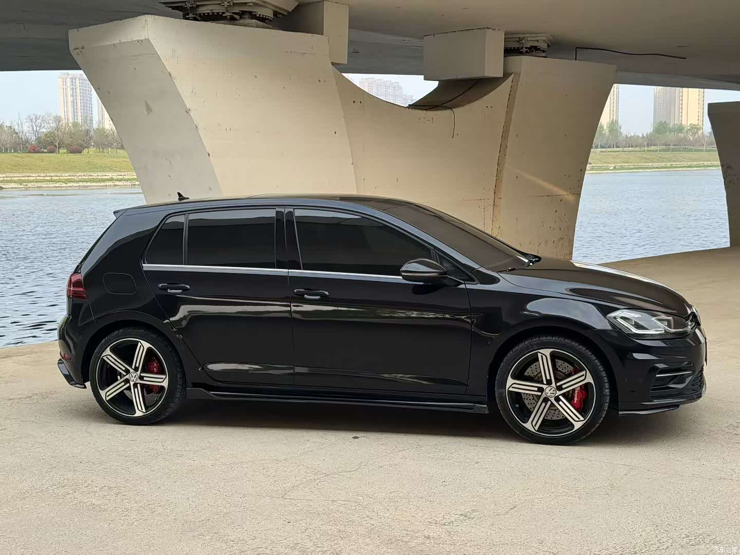 Volkswagen Golf, 2020 3