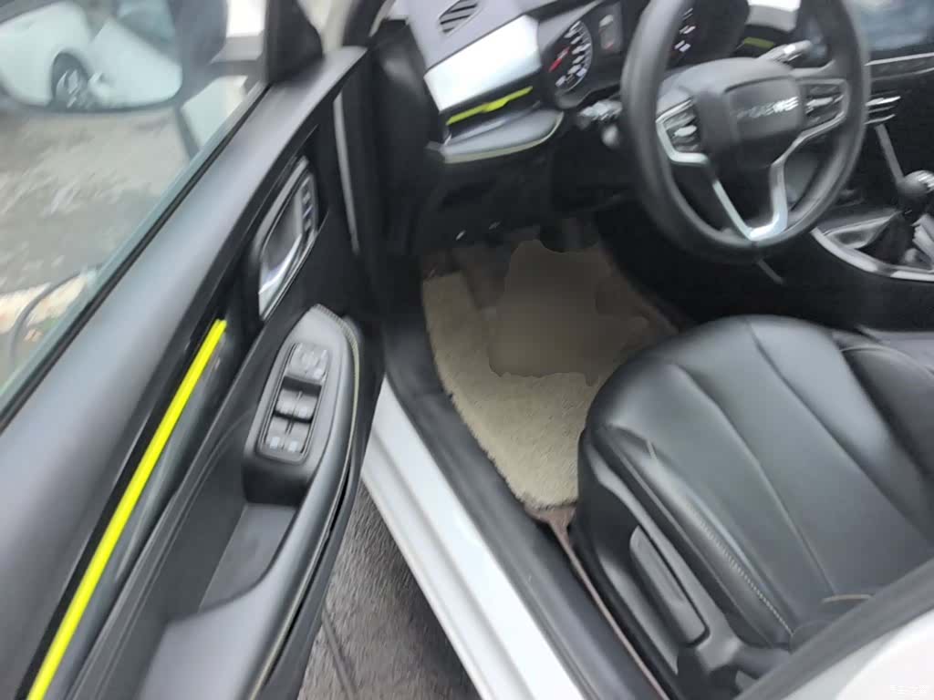 Roewe i5, 2023 16