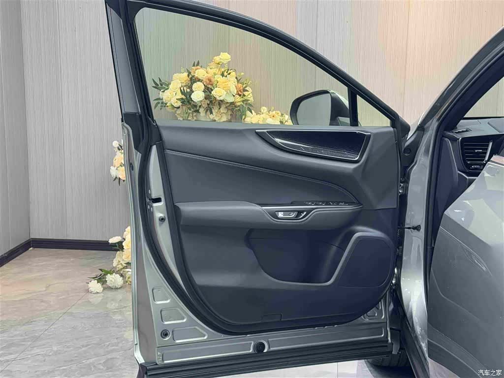Lexus NX, 2023 15