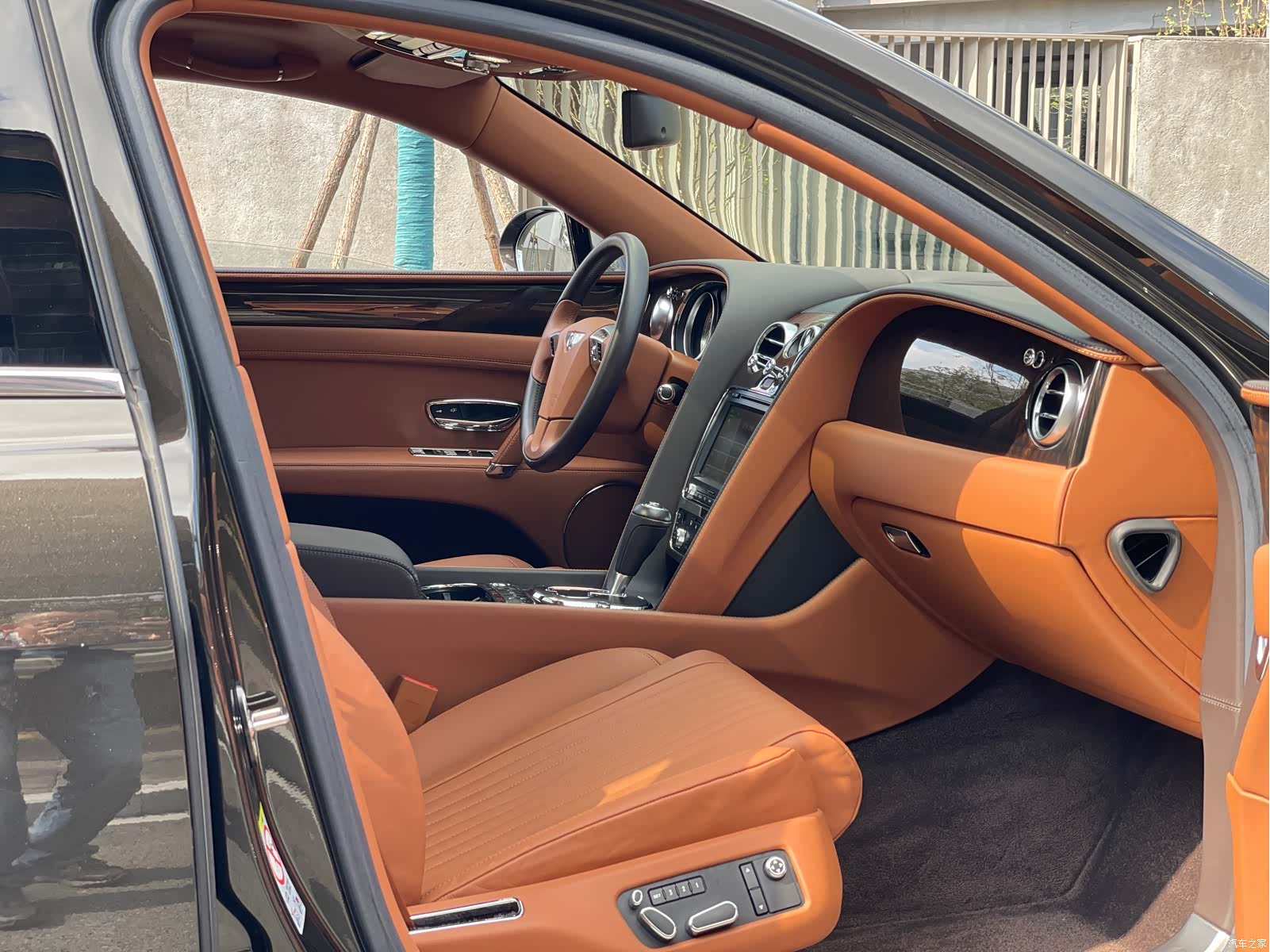 Bentley Flying Spur, 2018 10