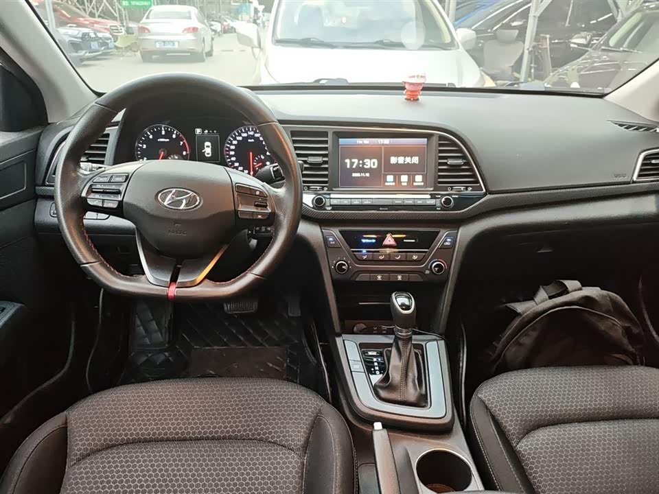 Hyundai Lead