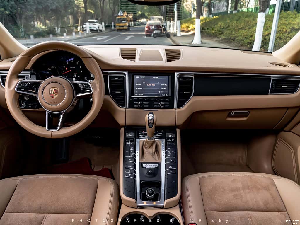 Porsche Macan, 2015 3