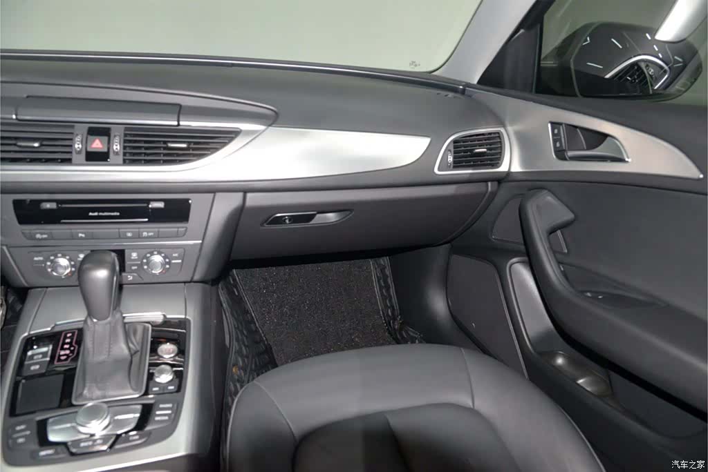 Audi A6L, 2017 13