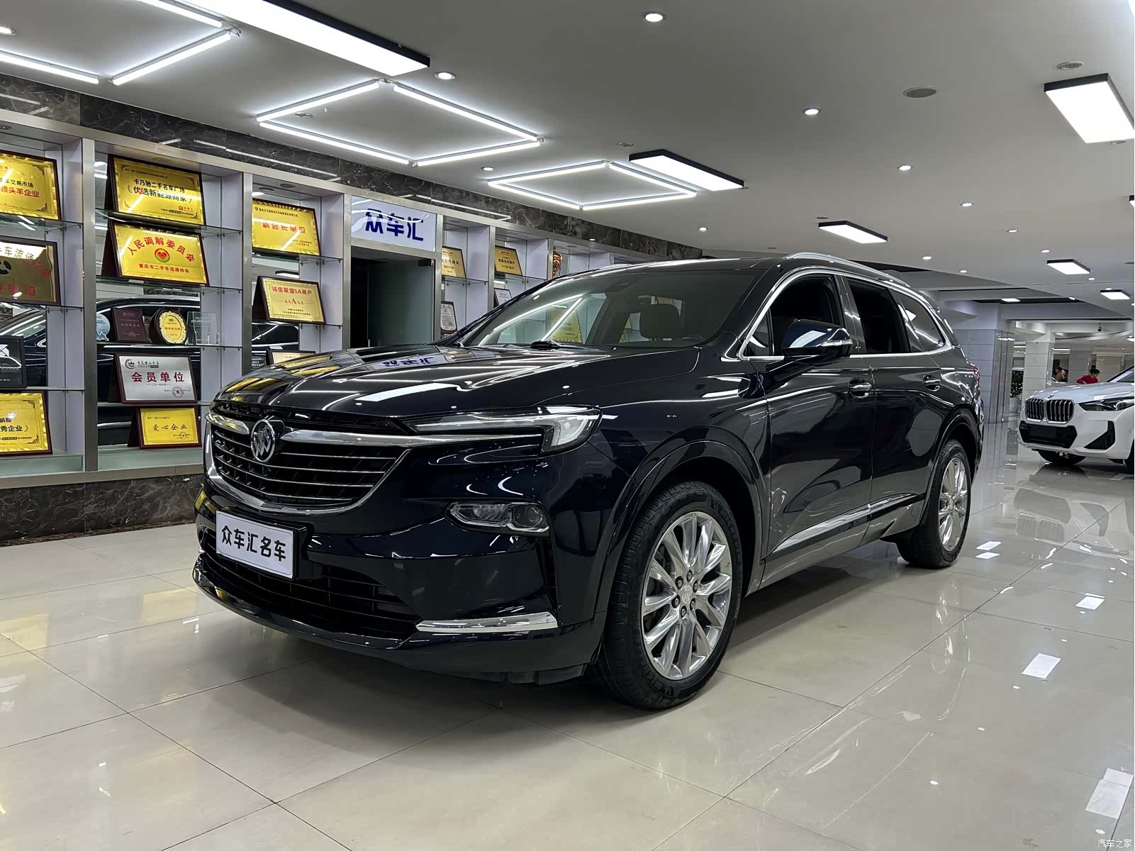 Buick Enclave, 2022 1