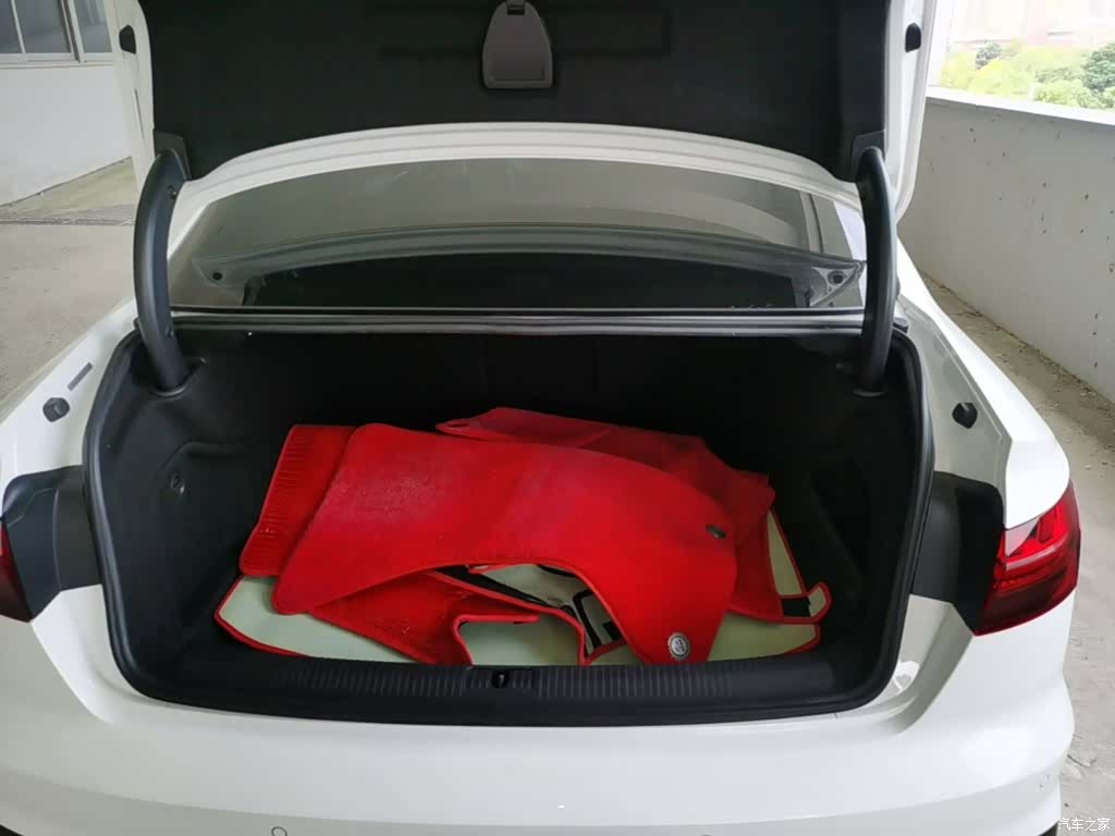 Audi A4L, 2022 19
