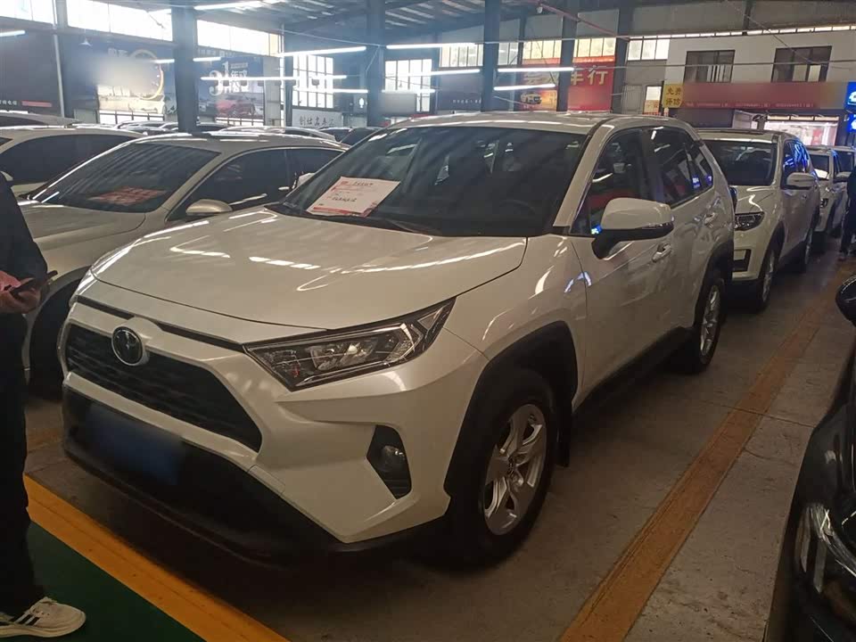 Toyota RAV4 Rongfang