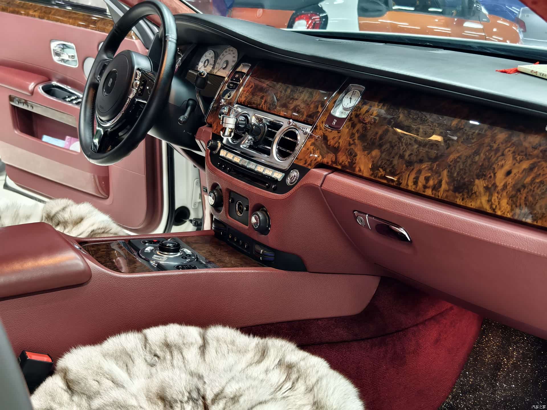 Rolls-Royce Ghost, 2011 11