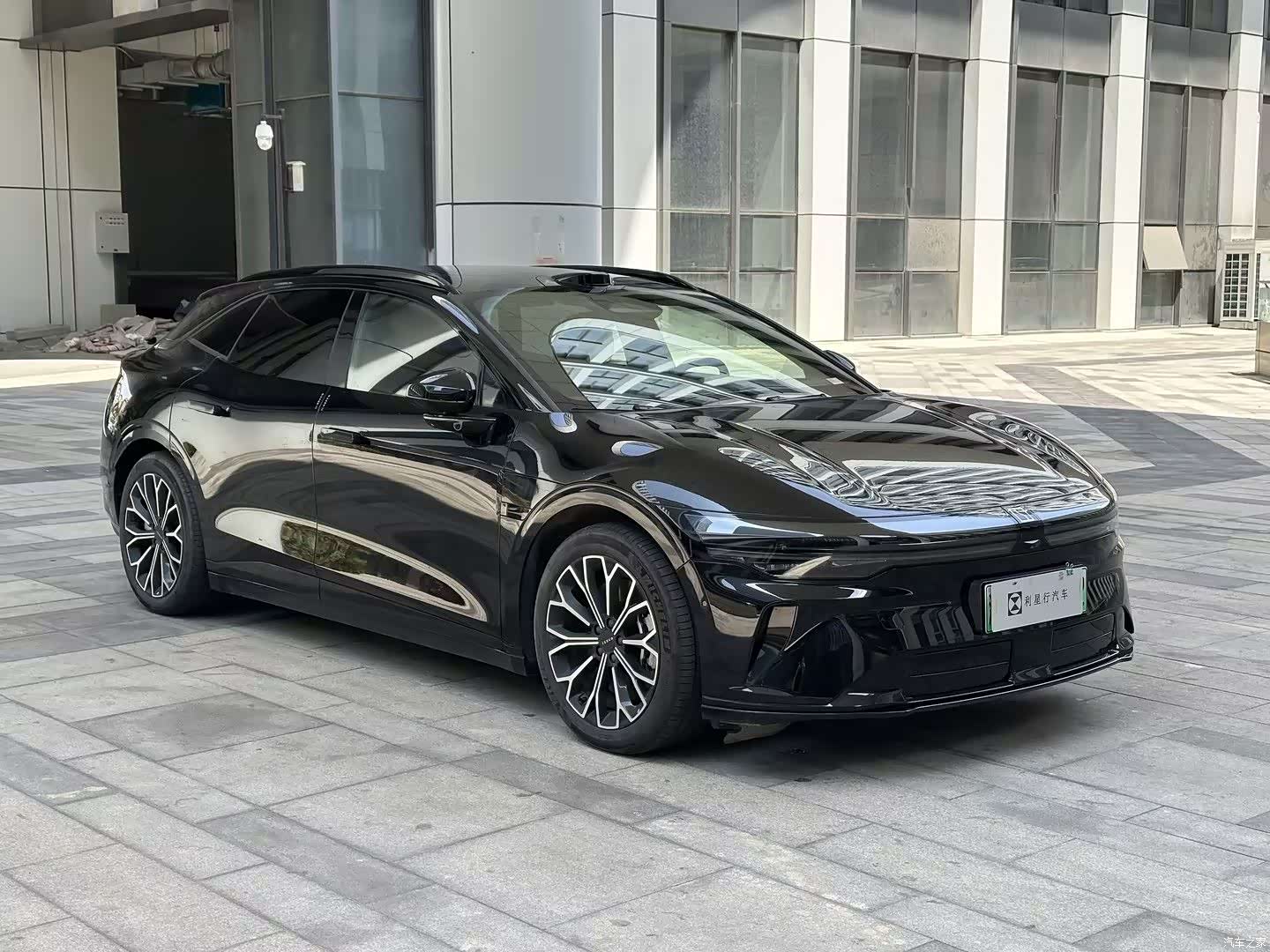 Zeekr 007, 2025 3