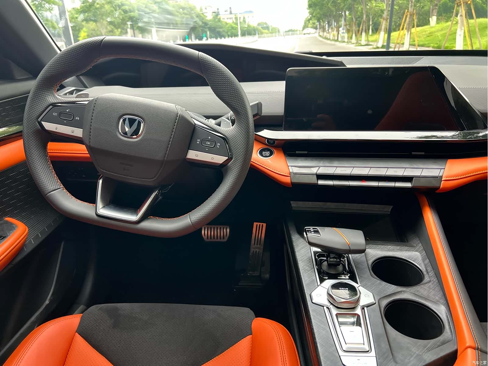 Changan UNI-V, 2022 10