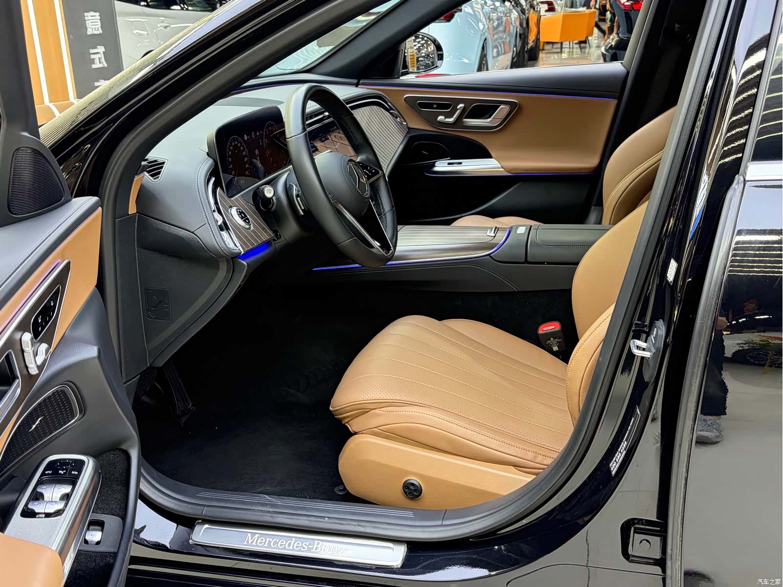 Mercedes-Benz E-Class, 2024 4