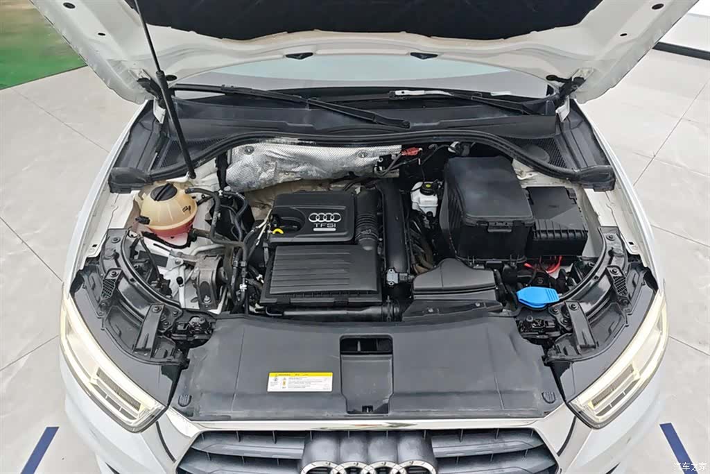 Audi Q3, 2018 10