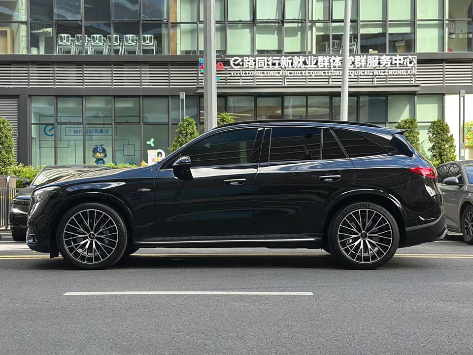 Mercedes-Benz GLC AMG