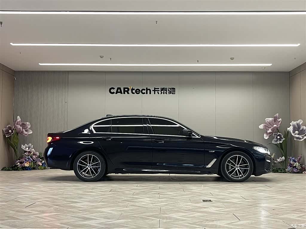 BMW 5 Series, 2021 4