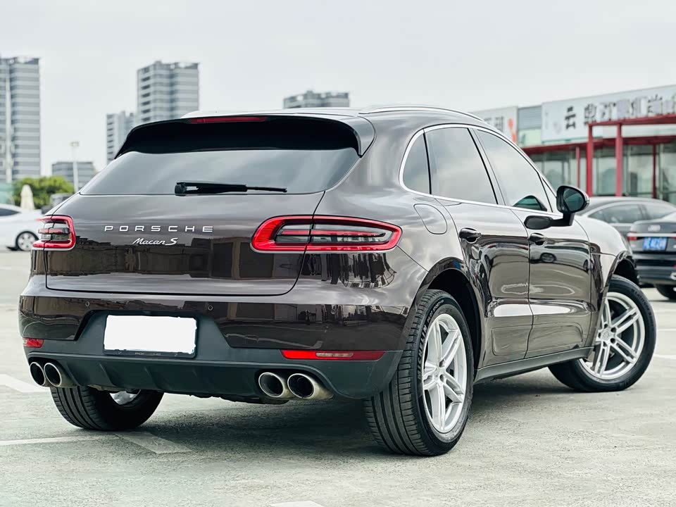 Porsche Macan