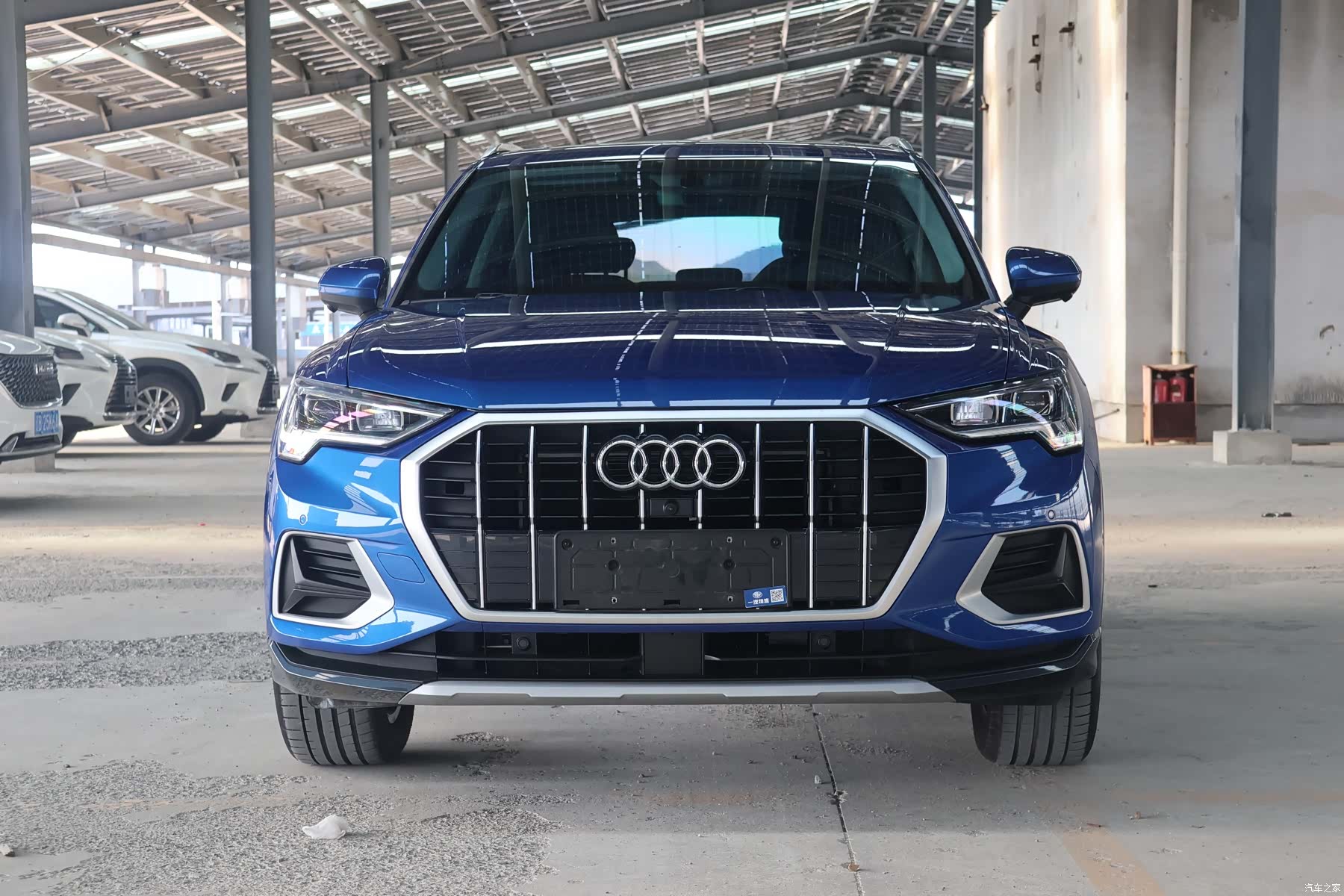 Audi Q3, 2022 2