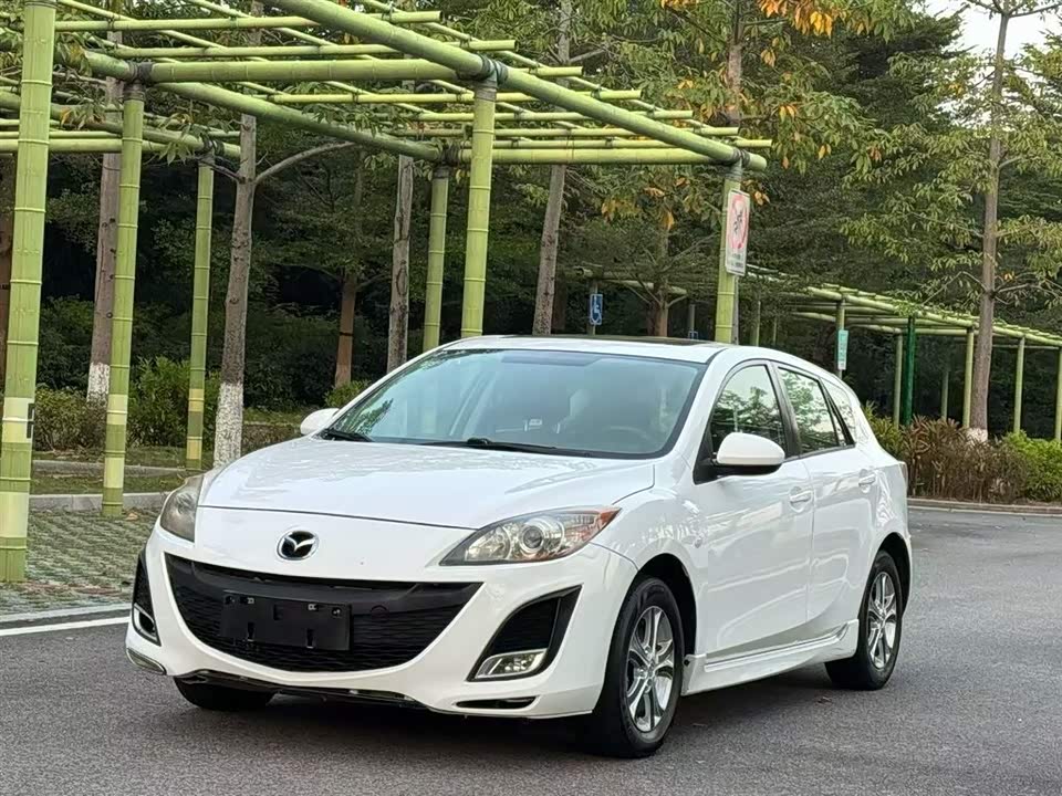 Mazda 3 star Cheng