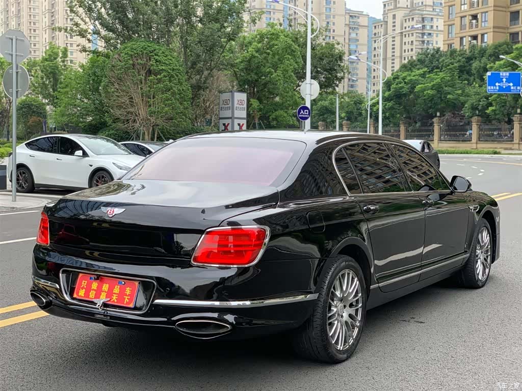 Bentley Flying Spur, 2012 4