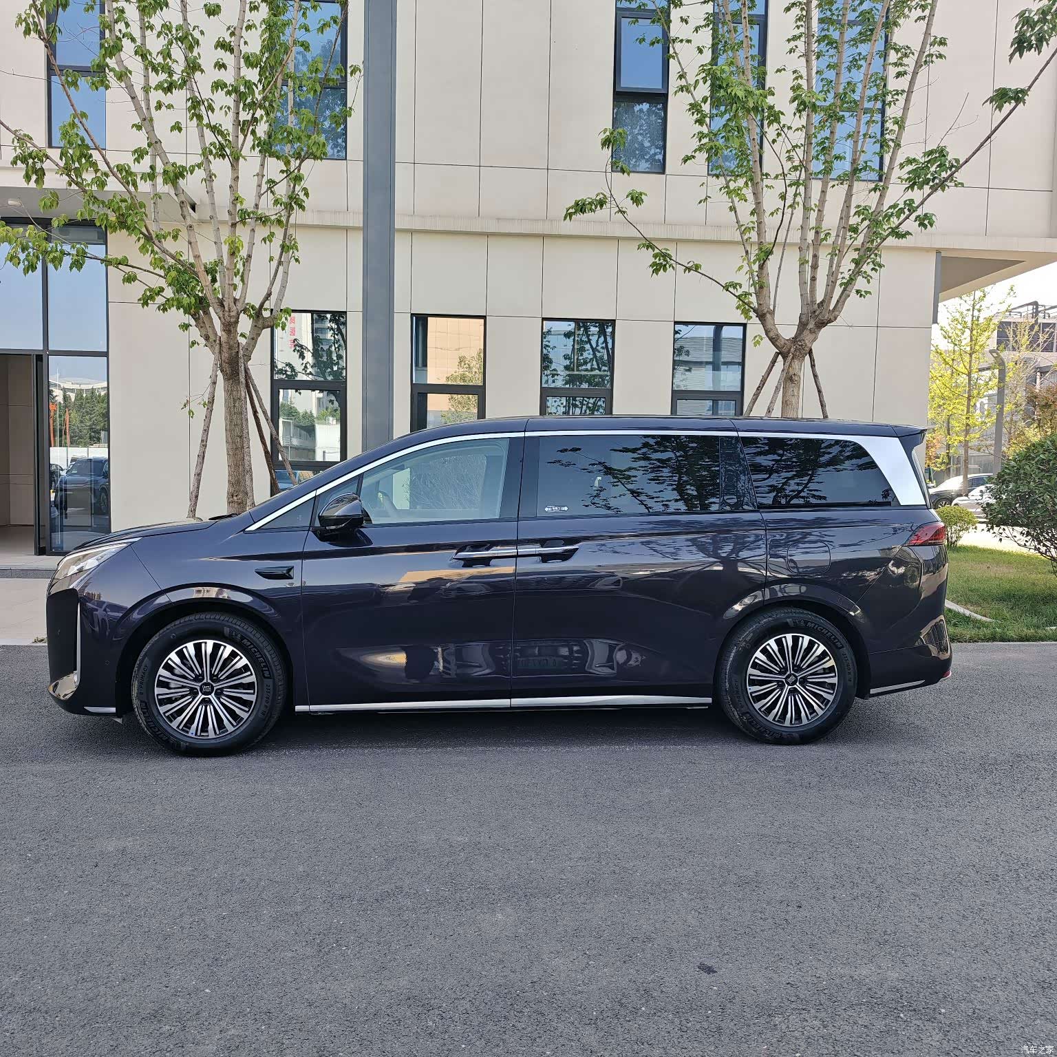BYD Xia, 2025 6