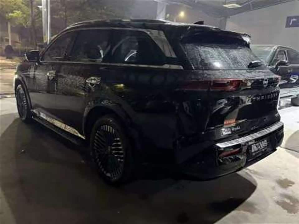 Nissan Exploring the land