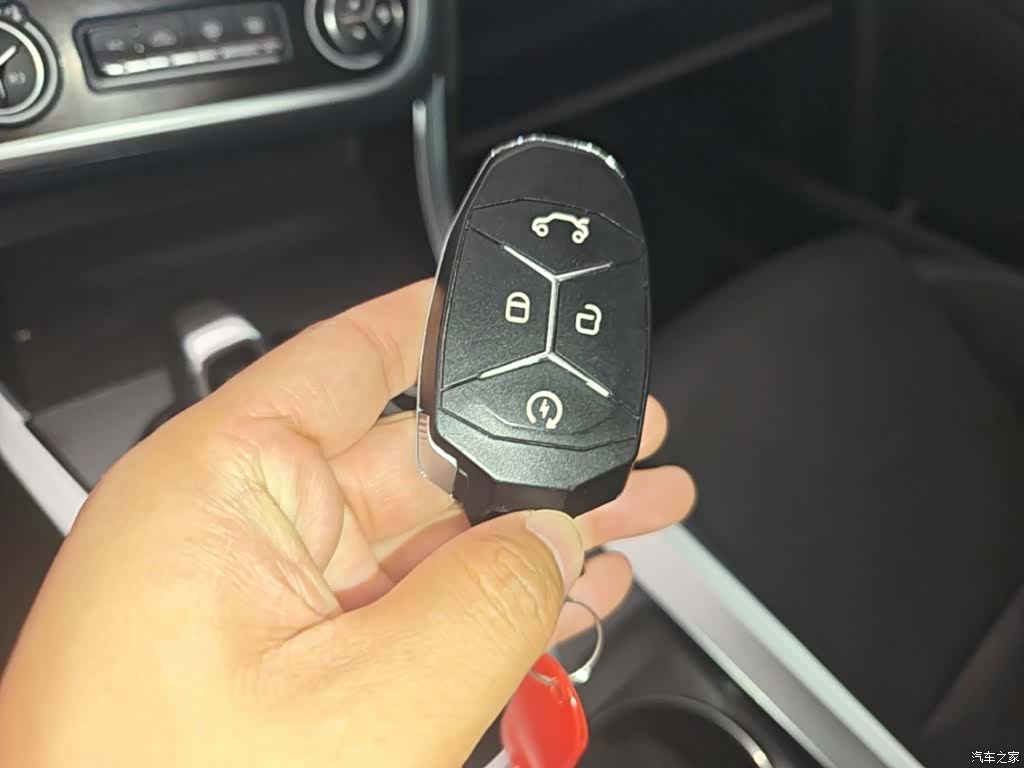 Lynk & Co 01, 2019 17