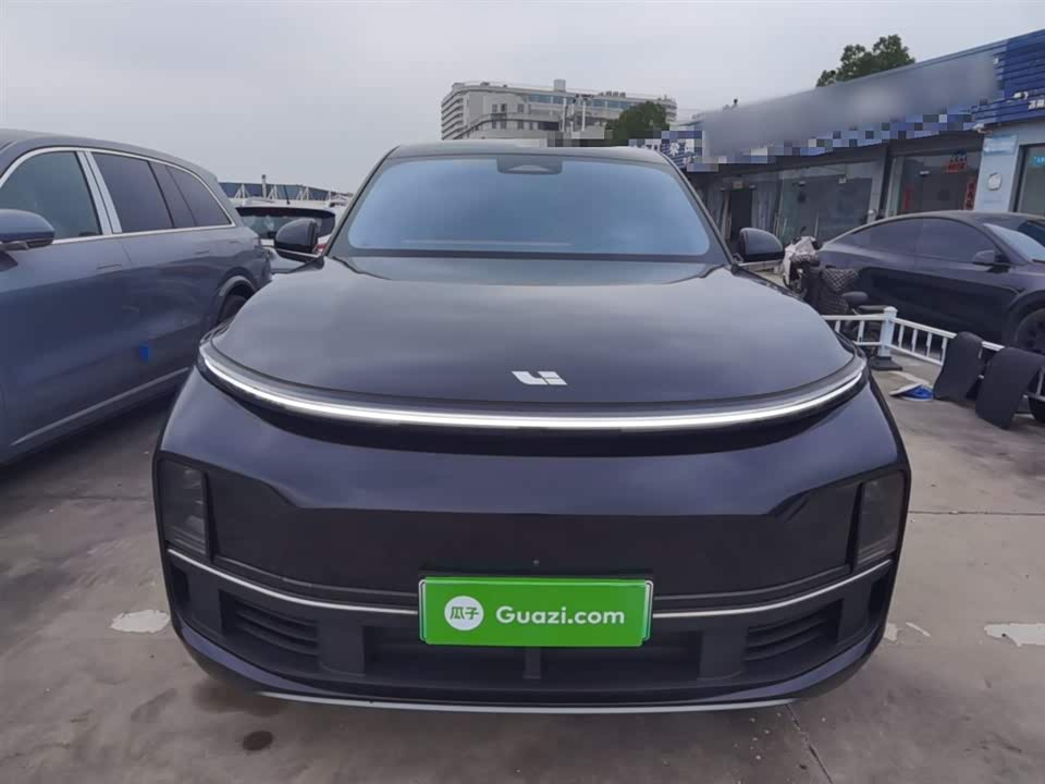 Li Auto Ideal L8