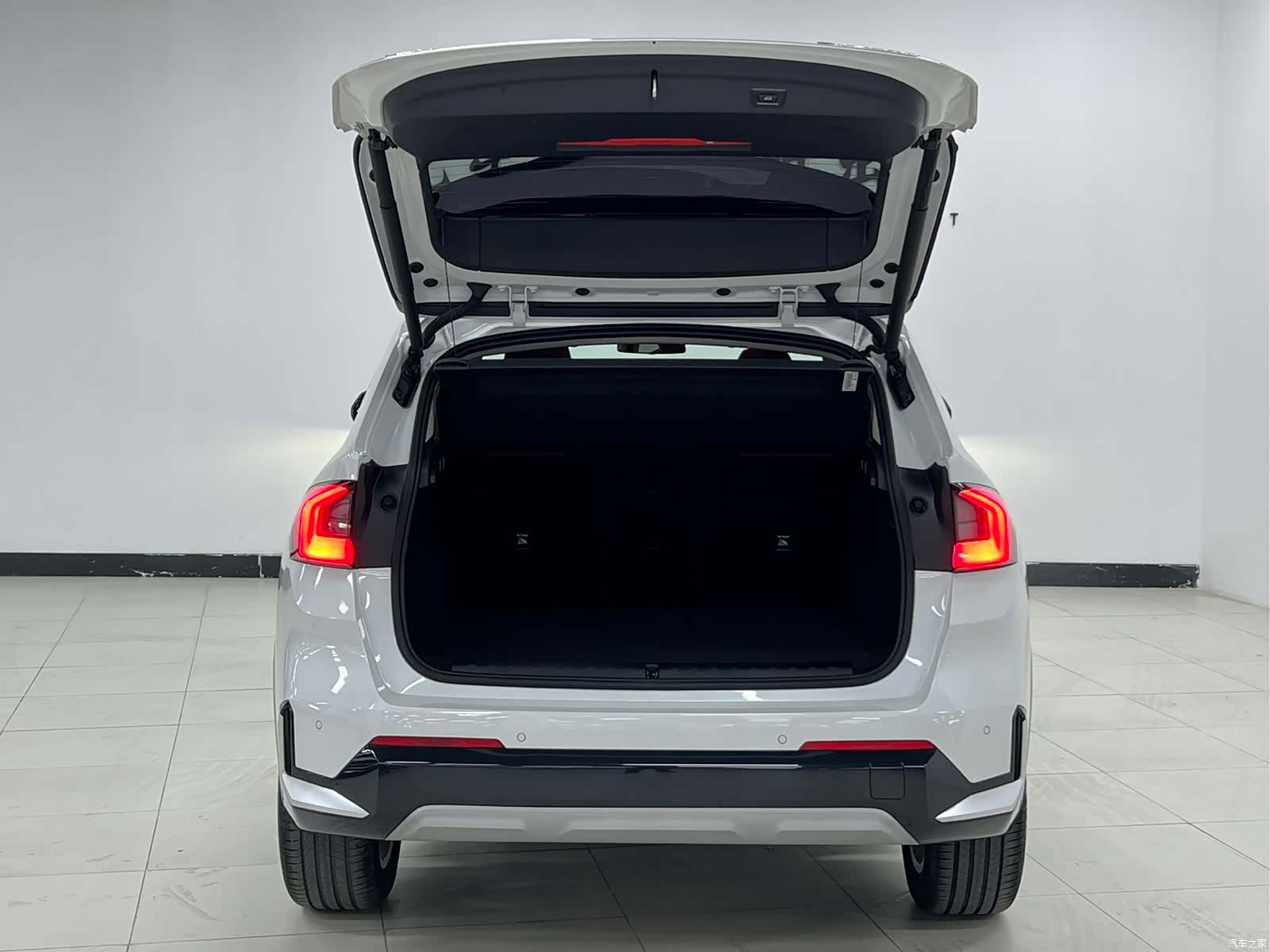 BMW X1, 2023 12
