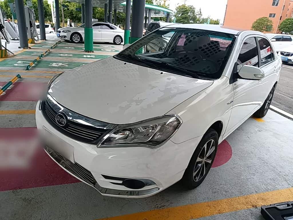 BYD F3