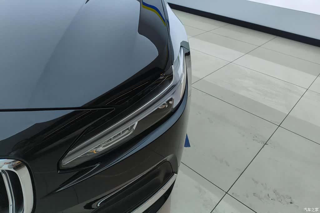 Volvo S90, 2024 все фото