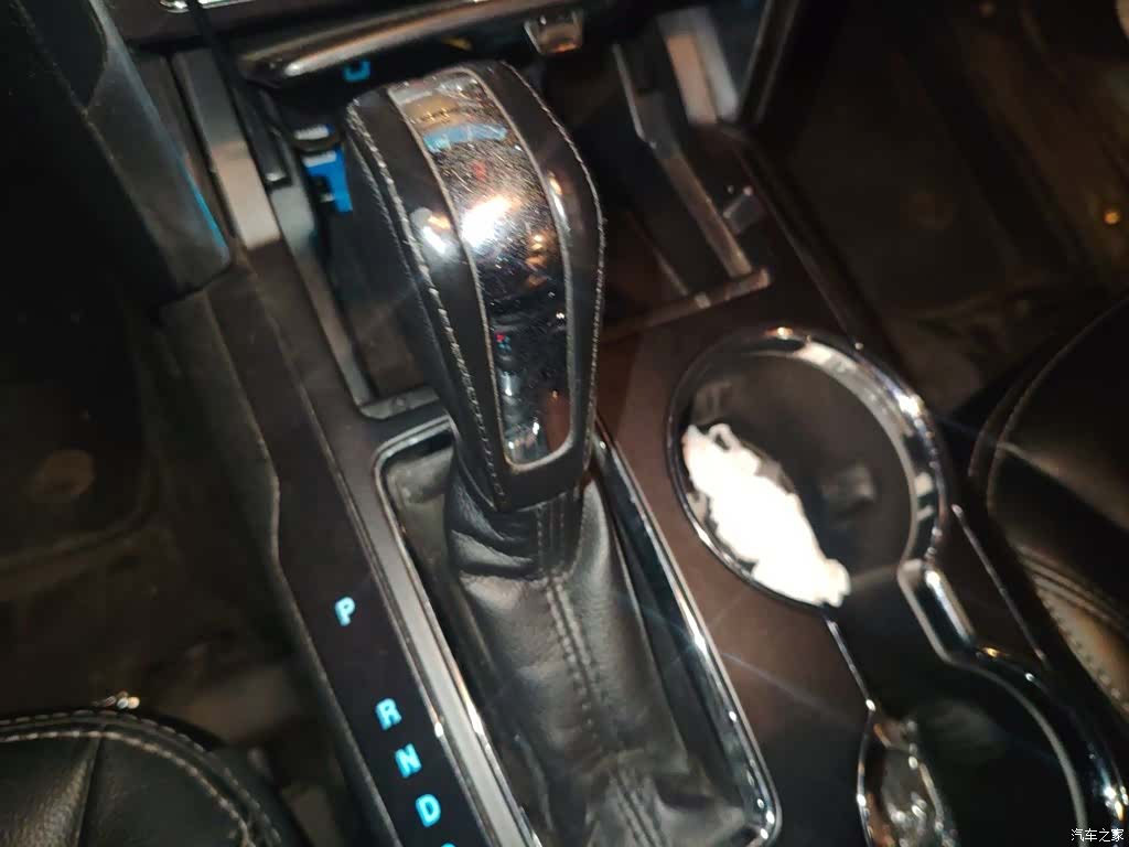 Ford Explorer, 2017 11