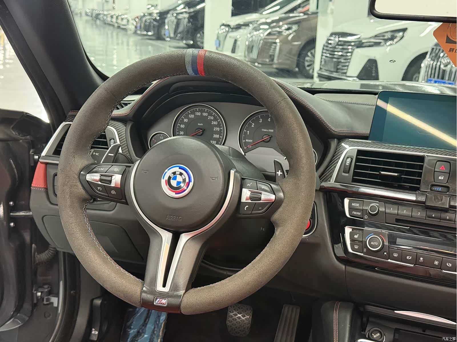 BMW M4, 2019 7