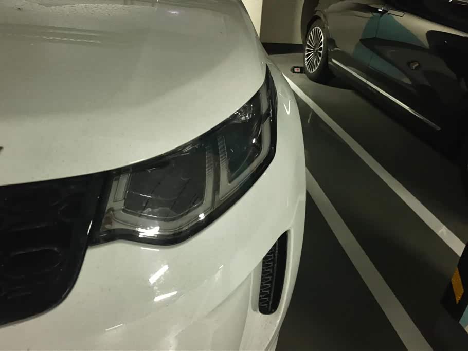 Land Rover Discover sources for sports