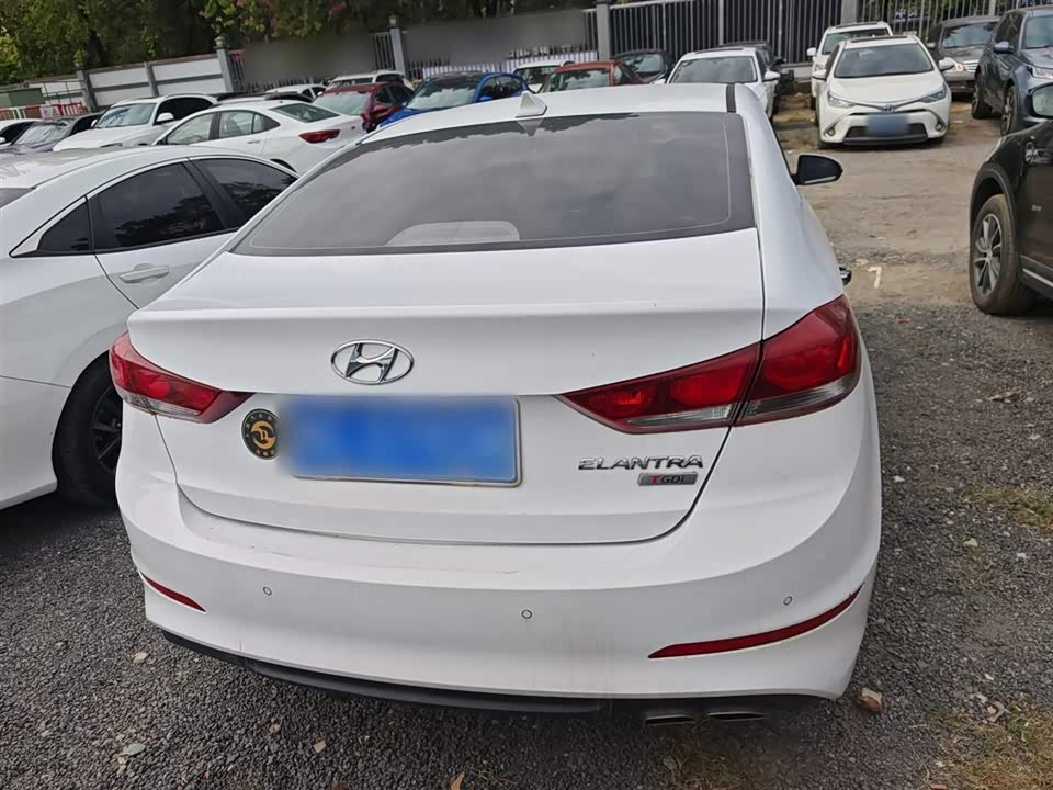 Hyundai Lead