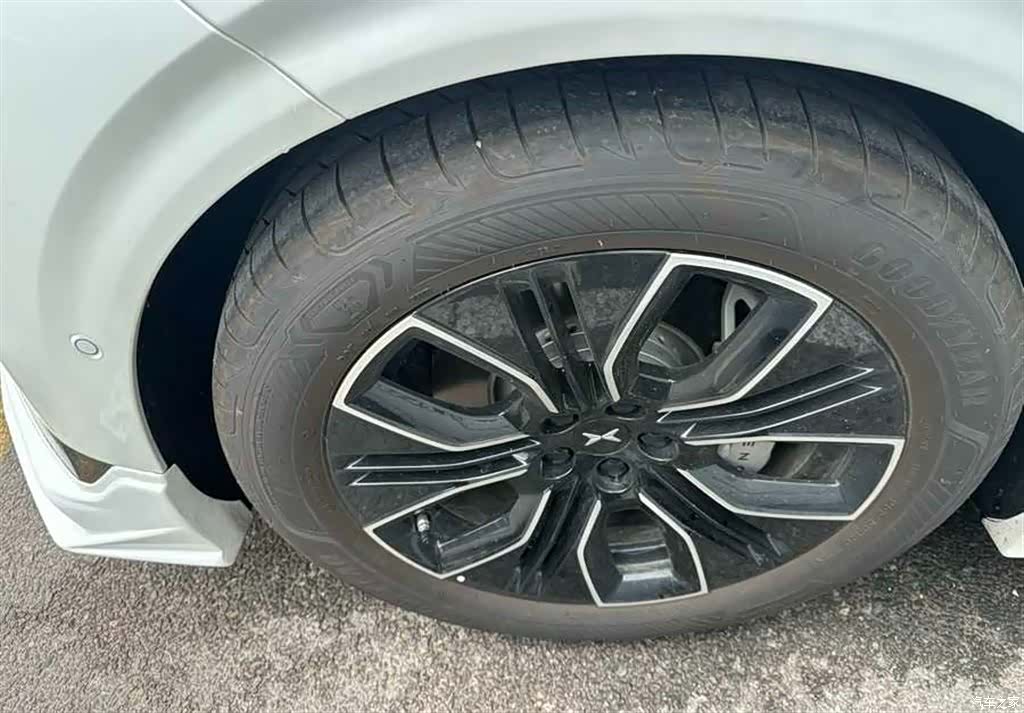 Xpeng G9, 2026 10