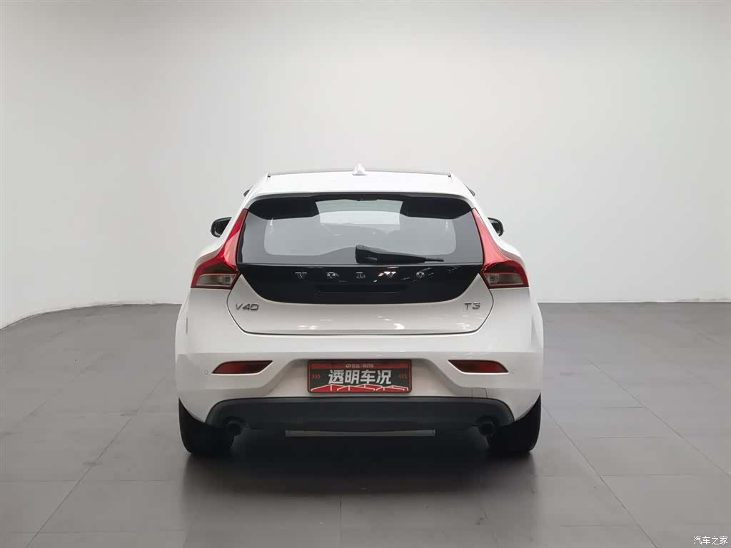 Volvo V40, 2018 4