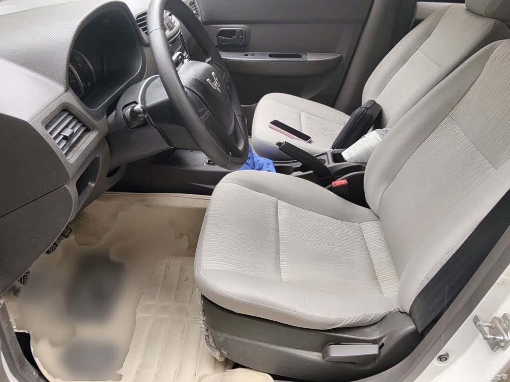 Wuling Hongguang, 2016 8