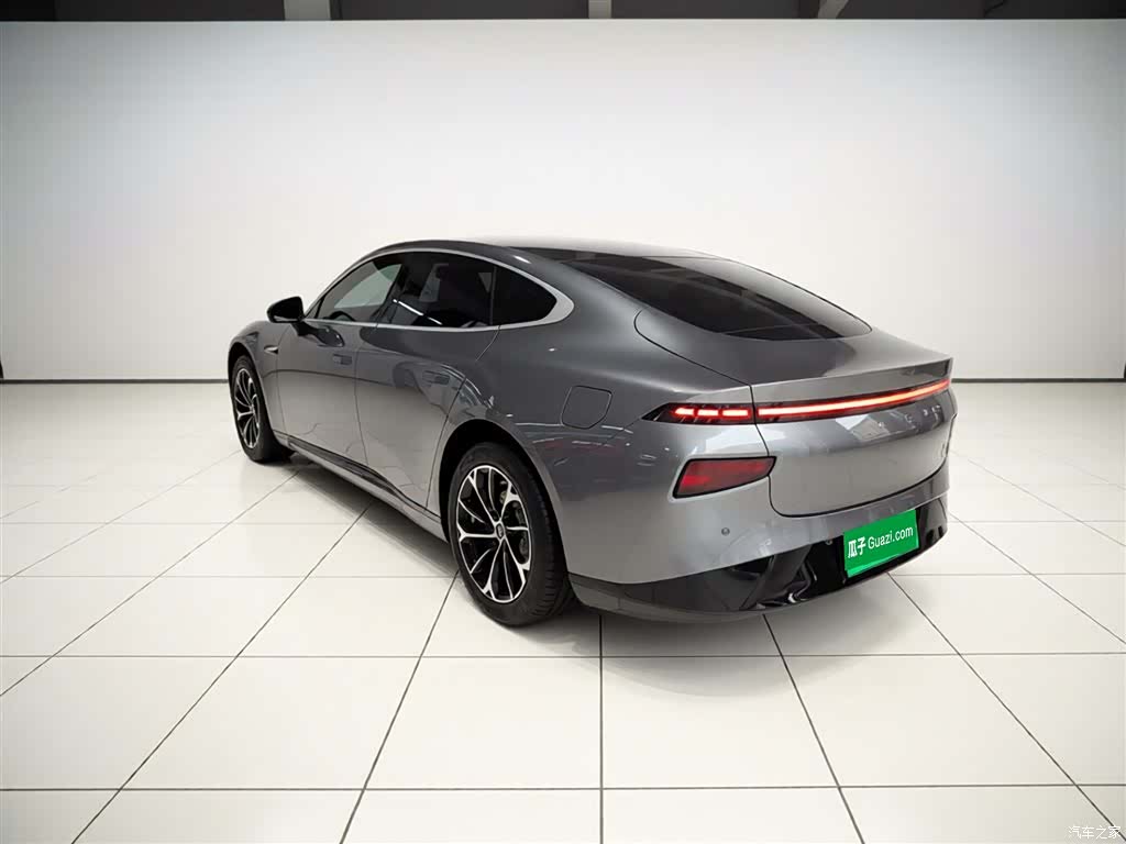 Xpeng P7, 2021 все фото