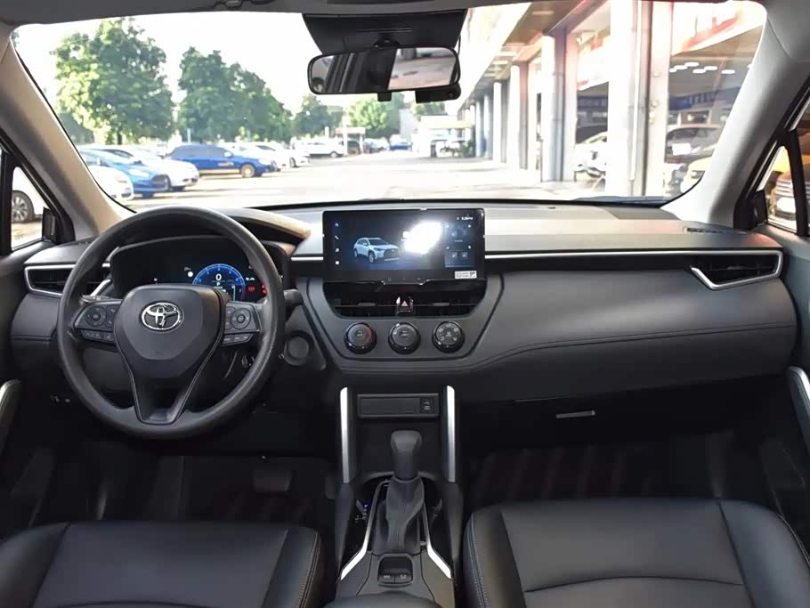 Toyota Corolla Sharp amplifier