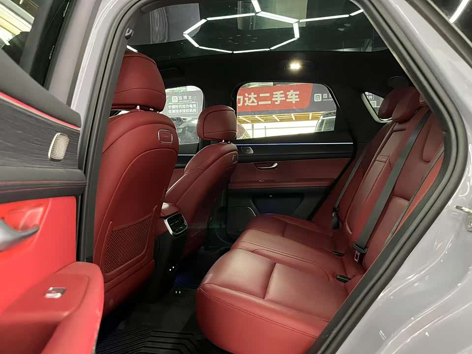 HarmonyOS Ask the world M5