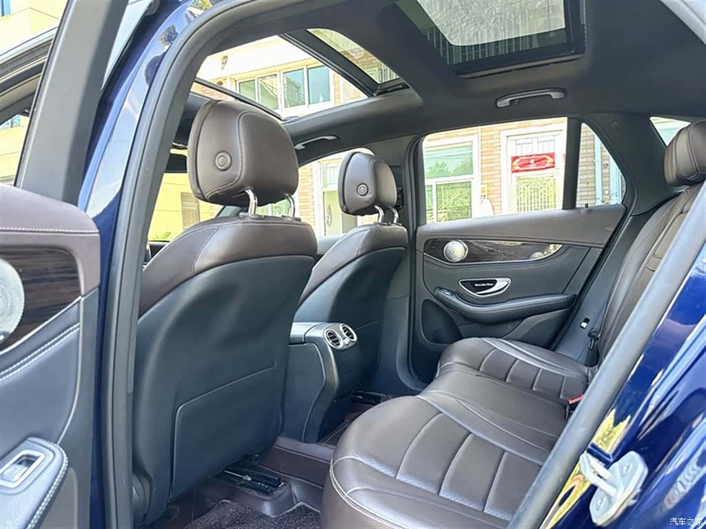 Mercedes-Benz GLC, 2016 11