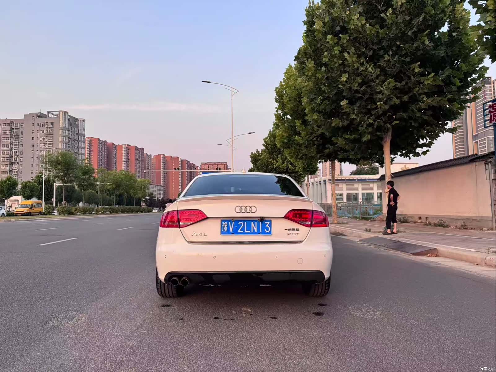 Audi A4L, 2012 6