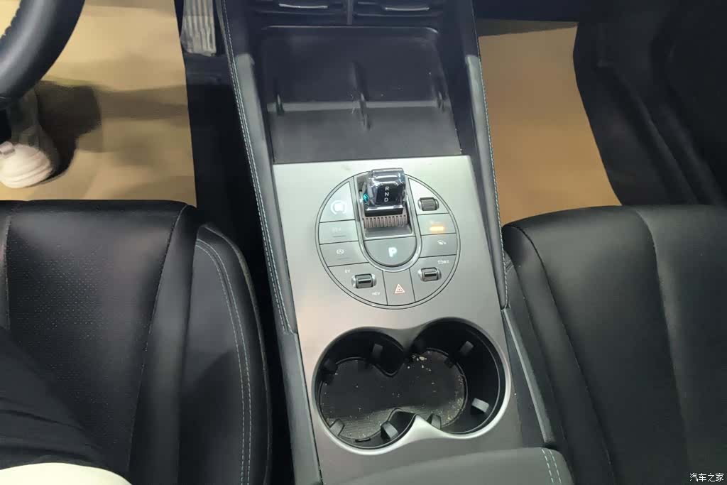 BYD Seal, 2025 16