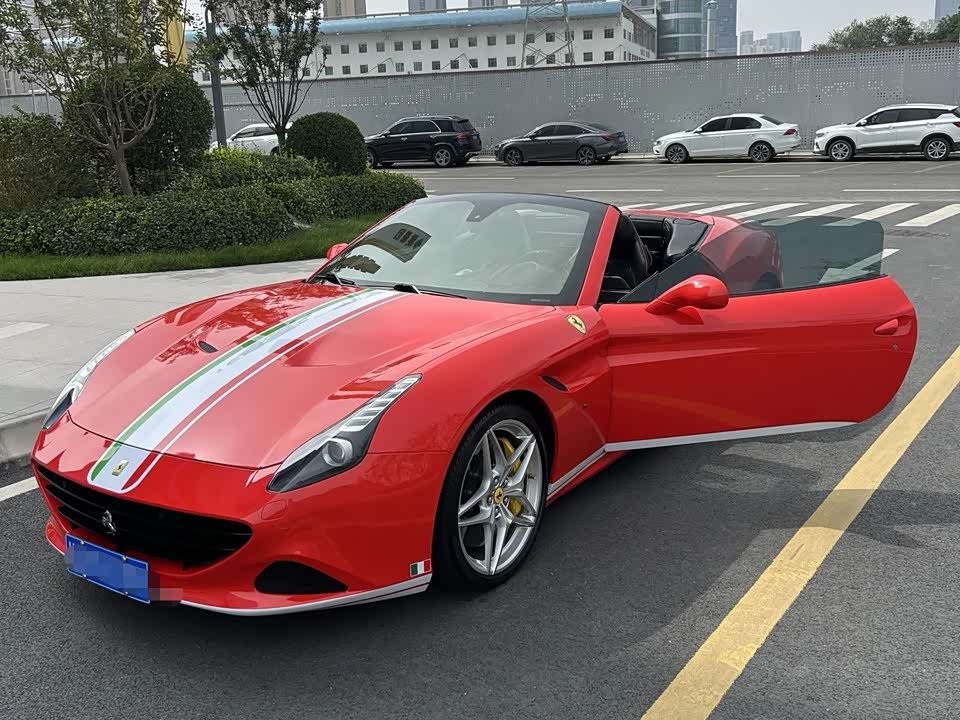 Ferrari California T