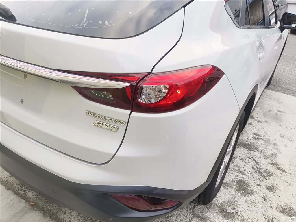 Mazda CX-4, 2019 8