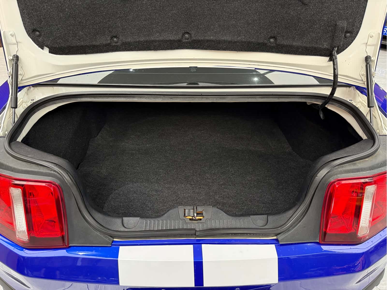 Ford Mustang, 2013 25
