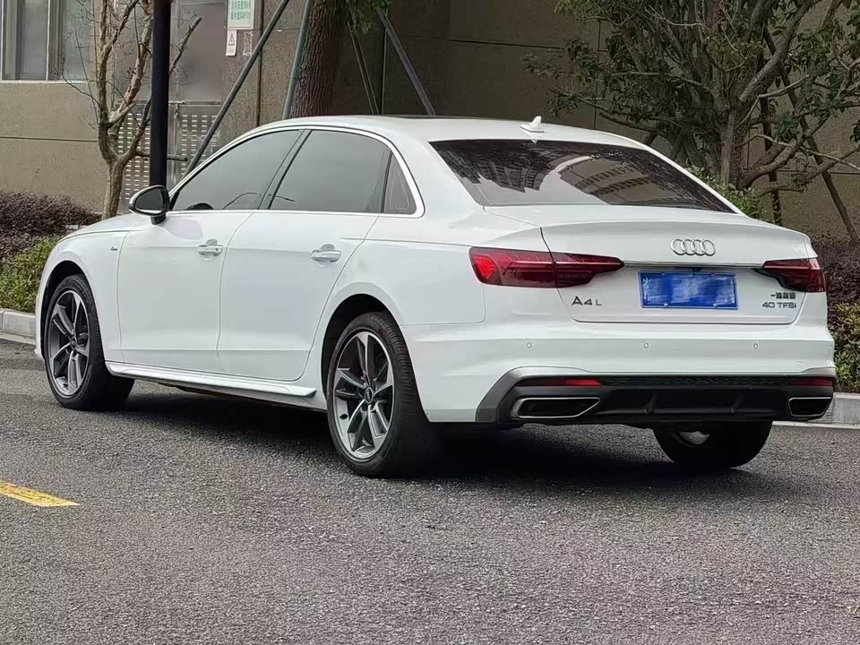 Audi A4L