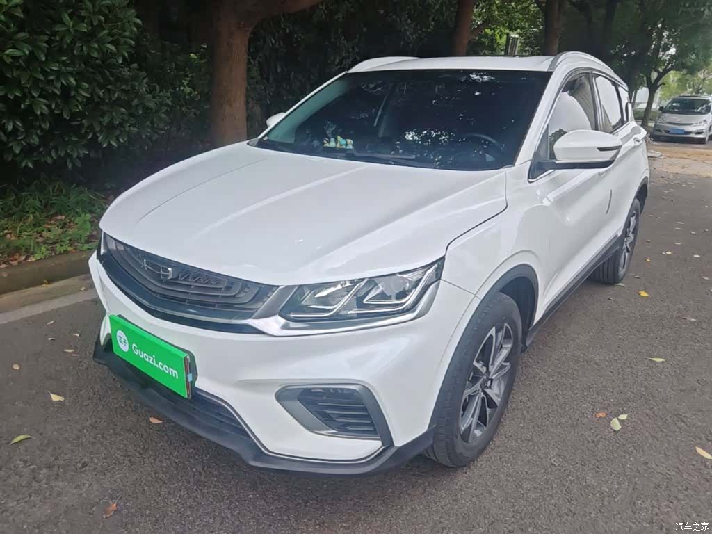 Geely Coolray, 2021 1