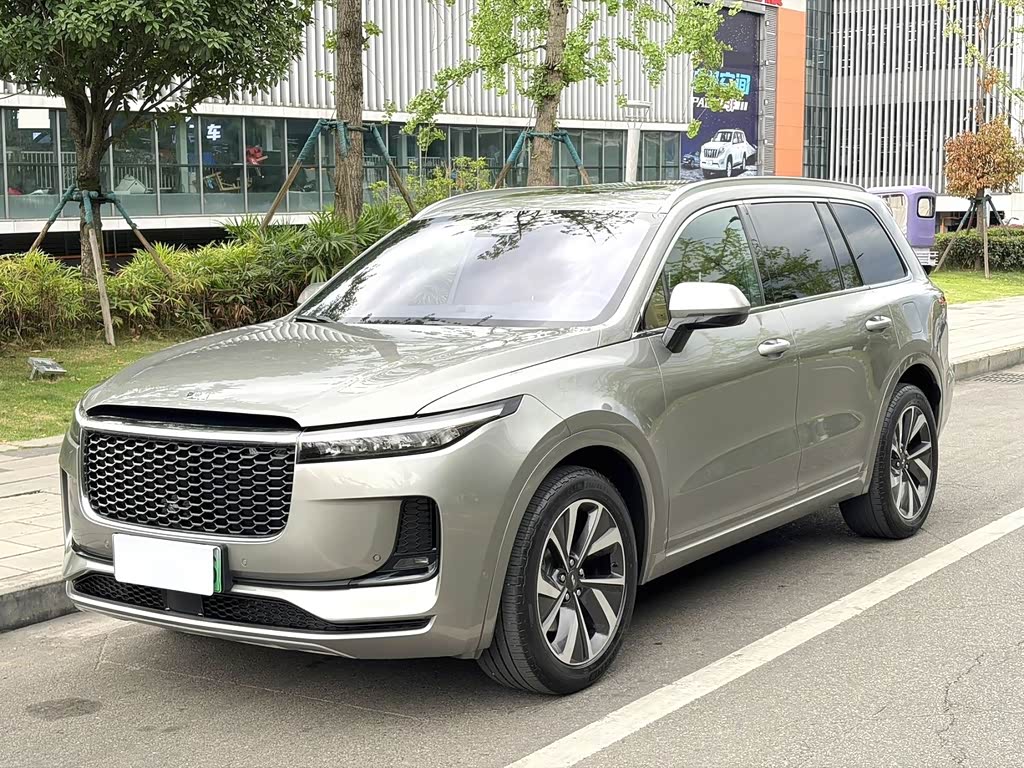 Li Auto ONE