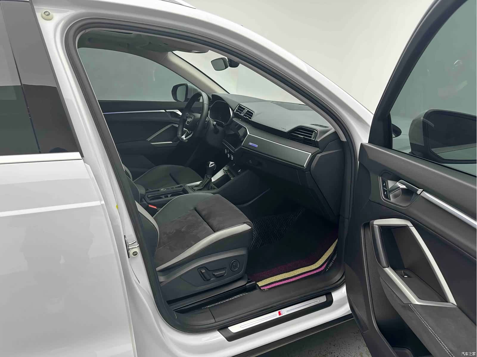 Audi Q3, 2022 7