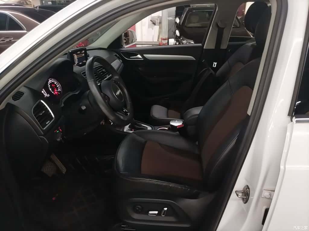 Audi Q3, 2019 15