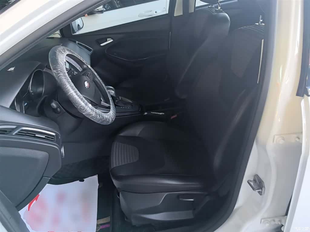 Ford Focus, 2018 15